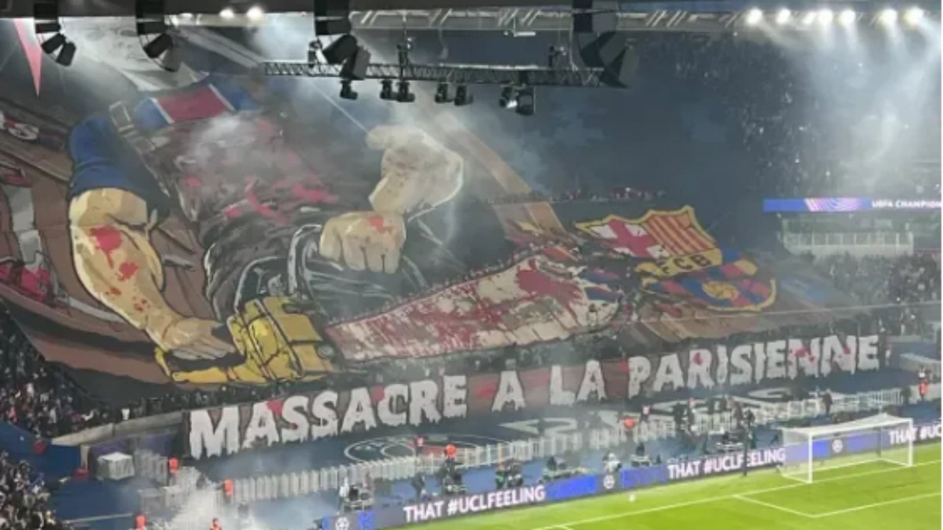 Banderola ‘Masakra Pariziene’ në Parkun e Princave, Barcelona bën denoncimin në UEFA